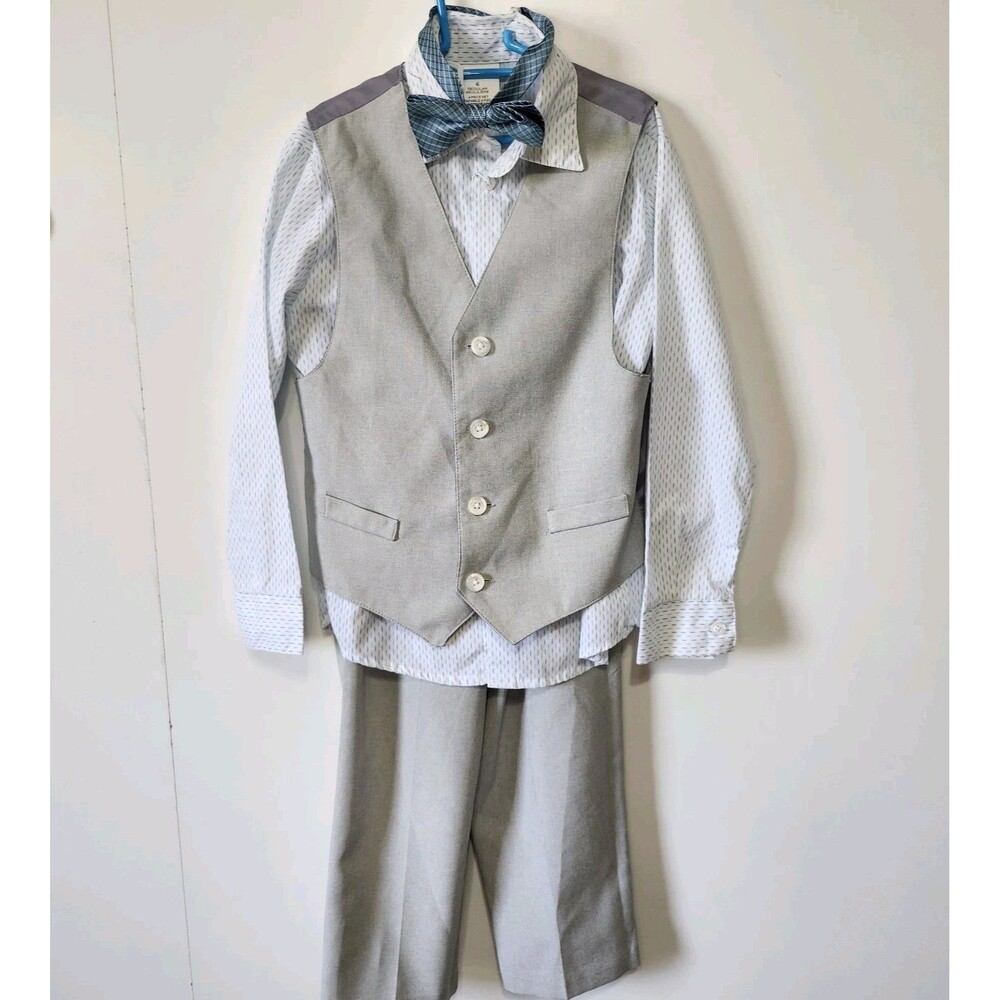 Van Heusen Boys 4-Piece Formal Suit Vest Pants Shirt Bowtie Set Grey Size 6
